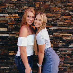 Meet your Posher, Lily